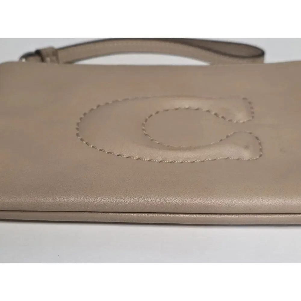 Coach CR392 Large Corner Zip Wristlet Taupe Smooth Leather *